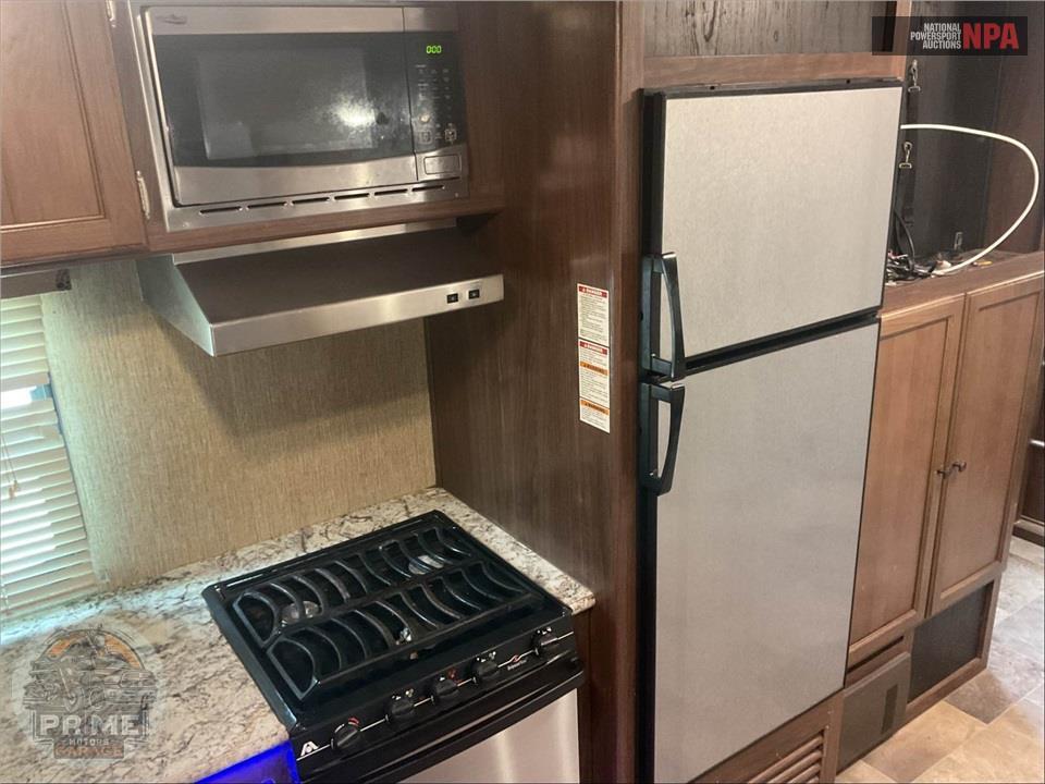 2017 Keystone Rv M-29 BH - SPRINTER CAMPFIRE EDITION SERIES — фото 23