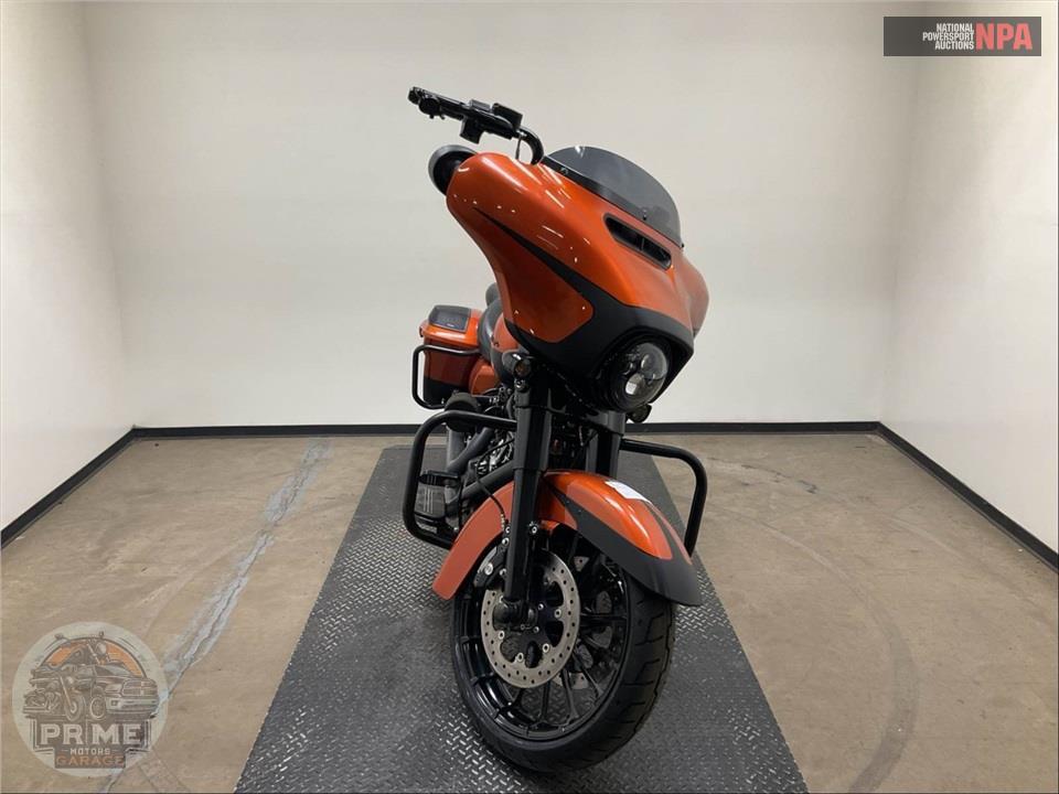 2019 Harley-Davidson FLHXS STREET GLIDE SPECIAL — фото 2
