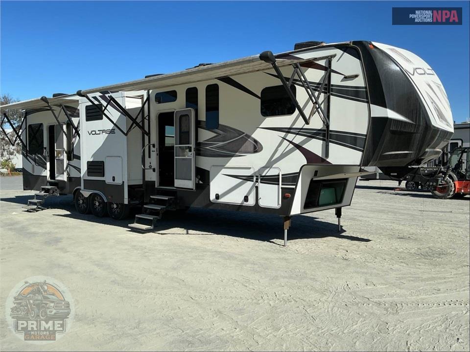 2016 Voltage M-3914 - TOY HAULER TOY HAULER SERIES — фото 1