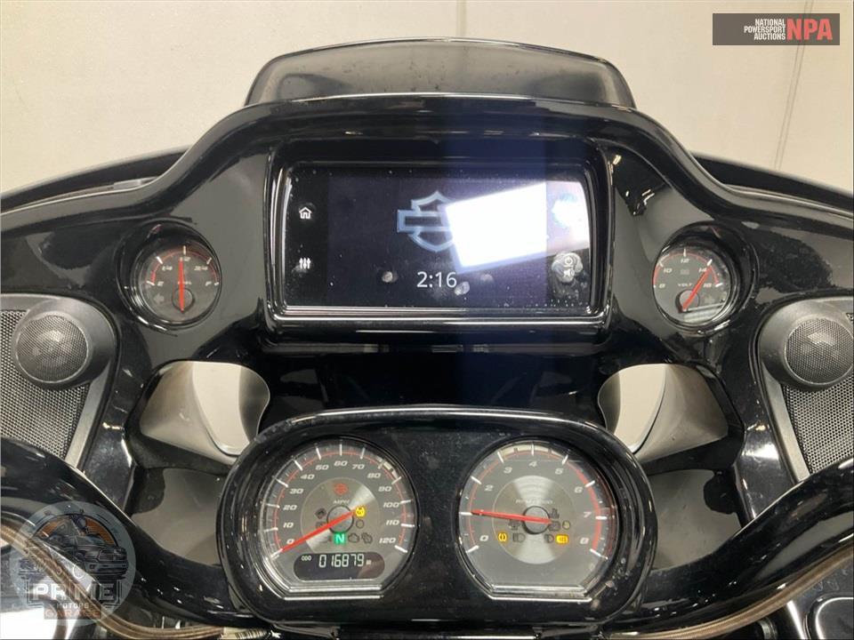 2020 Harley-Davidson FLTRXSE CVO ROAD GLIDE — фото 5