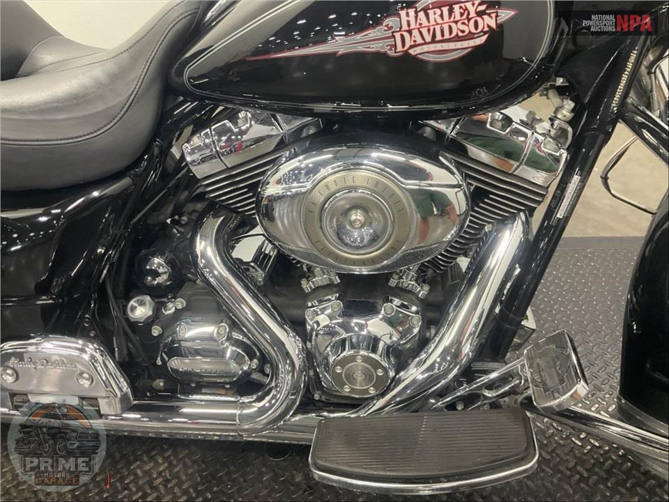 2009 Harley-Davidson FLHTC ELECTRA GLIDE CLASSIC — фото 6