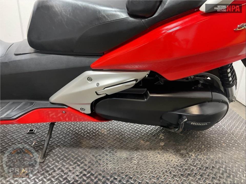 2004 Honda FSC6004 SILVER WING — фото 7