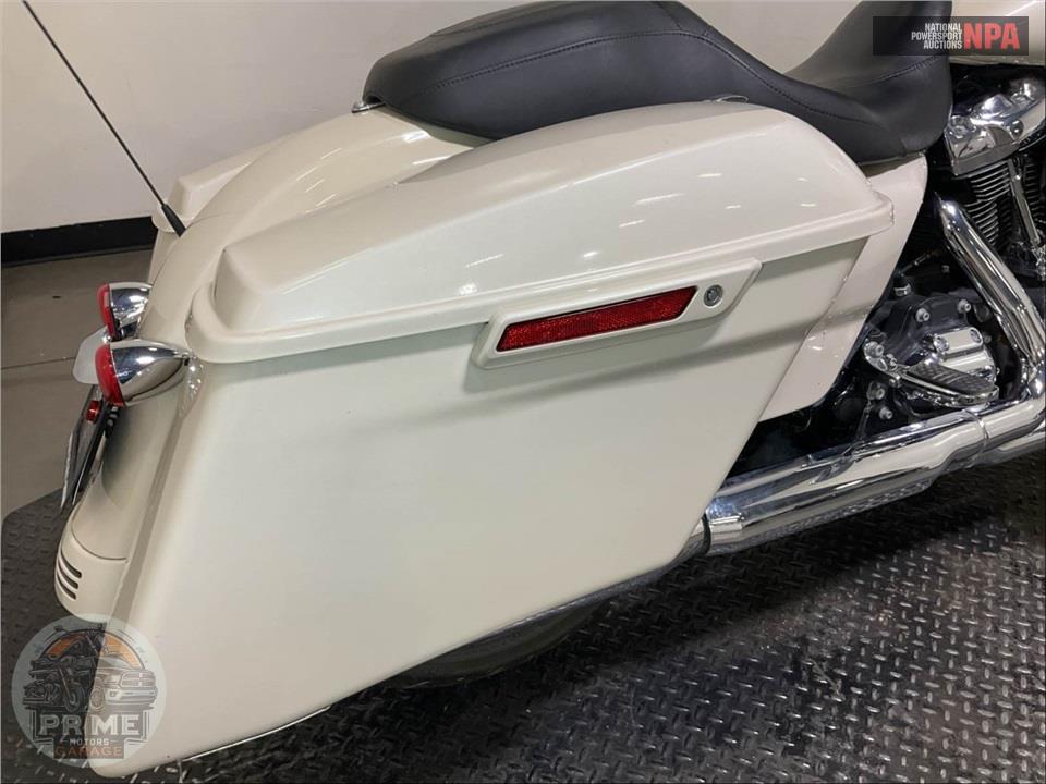 2022 Harley-Davidson FLHXS STREET GLIDE SPECIAL — фото 22