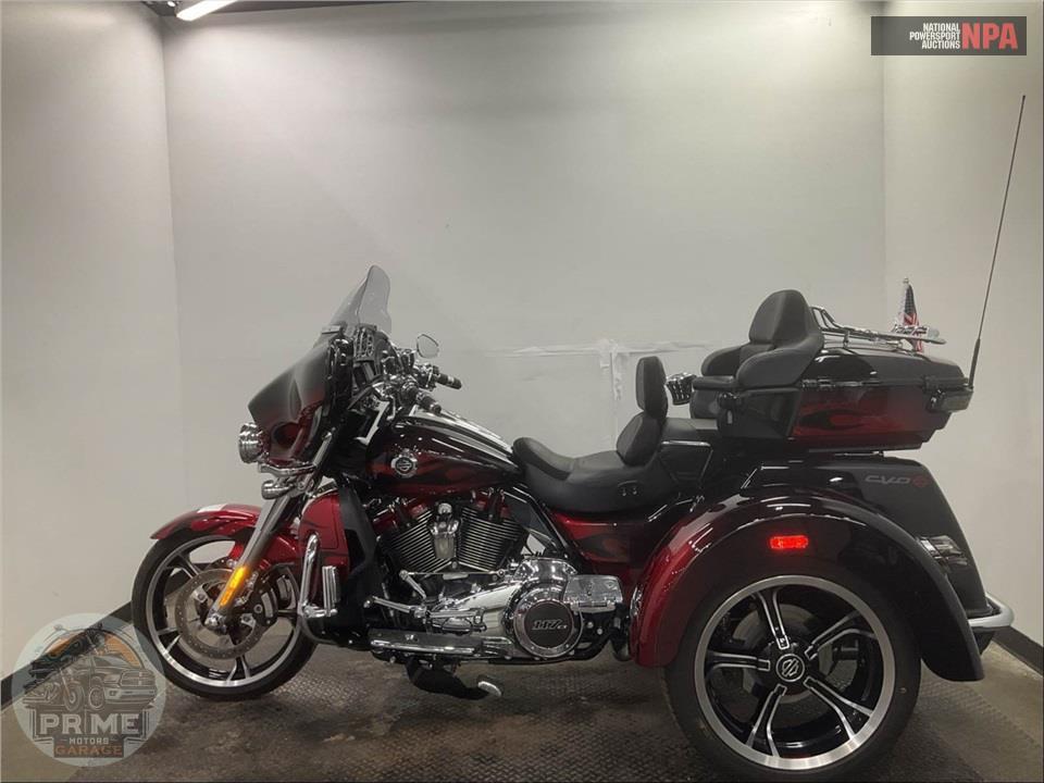 2022 Harley-Davidson FLHTCUTGSE CVO TRI GLIDE — фото 3