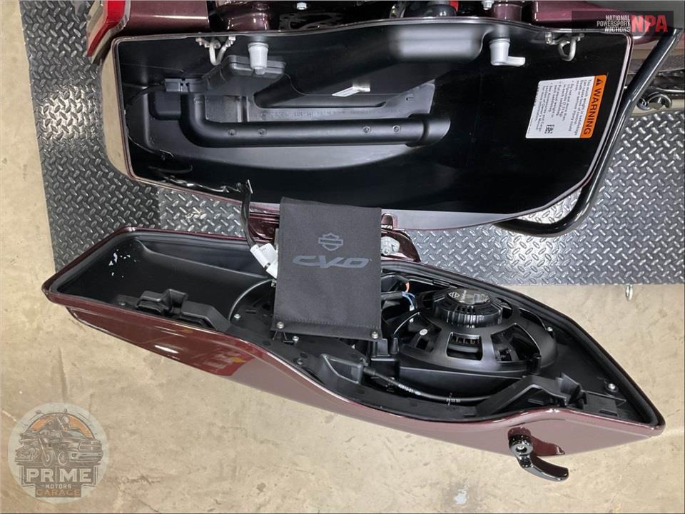 2024 Harley-Davidson FLHXSE CVO STREET GLIDE — фото 22