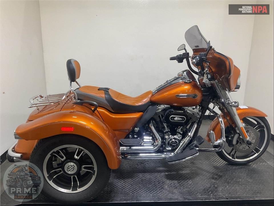 2015 Harley-Davidson FLRT FREE WHEELER — фото 1