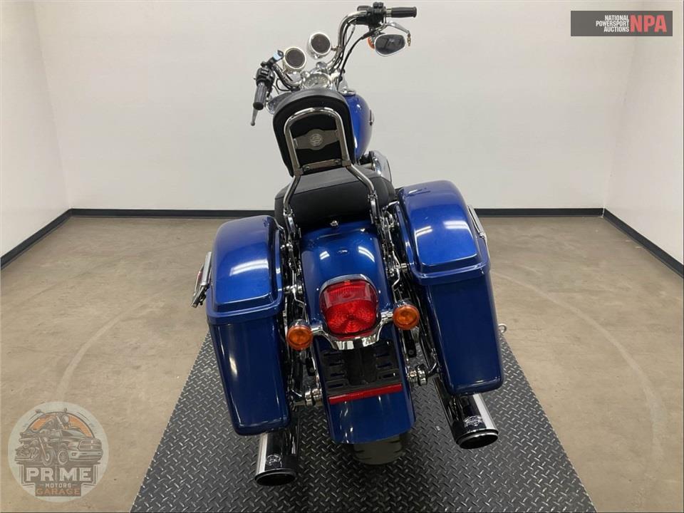 2015 Harley-Davidson FLD-103 DYNA SWITCHBACK — фото 4