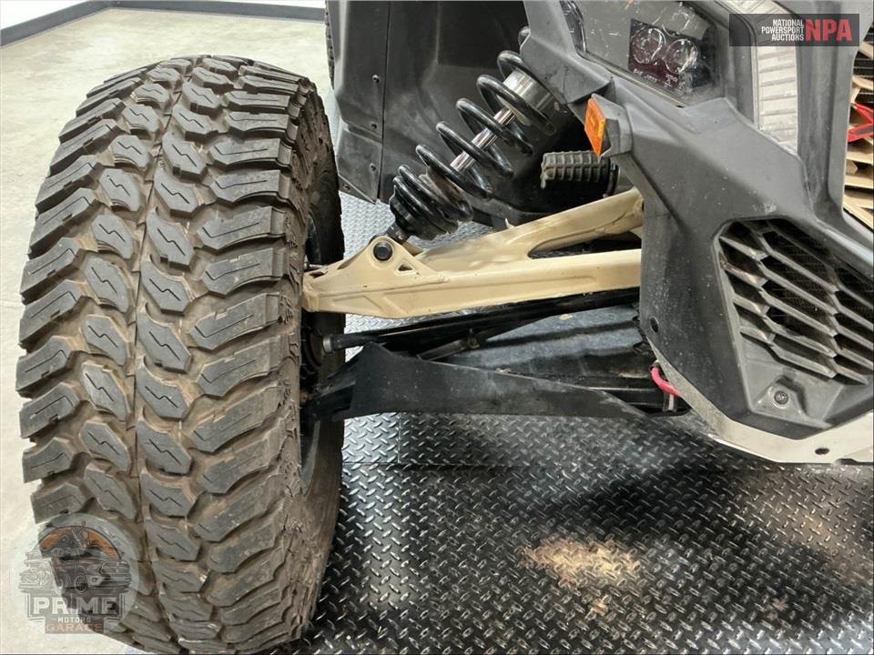 2023 Can-Am MAVERICK X3 X RC  TURBO RR 72 — фото 17