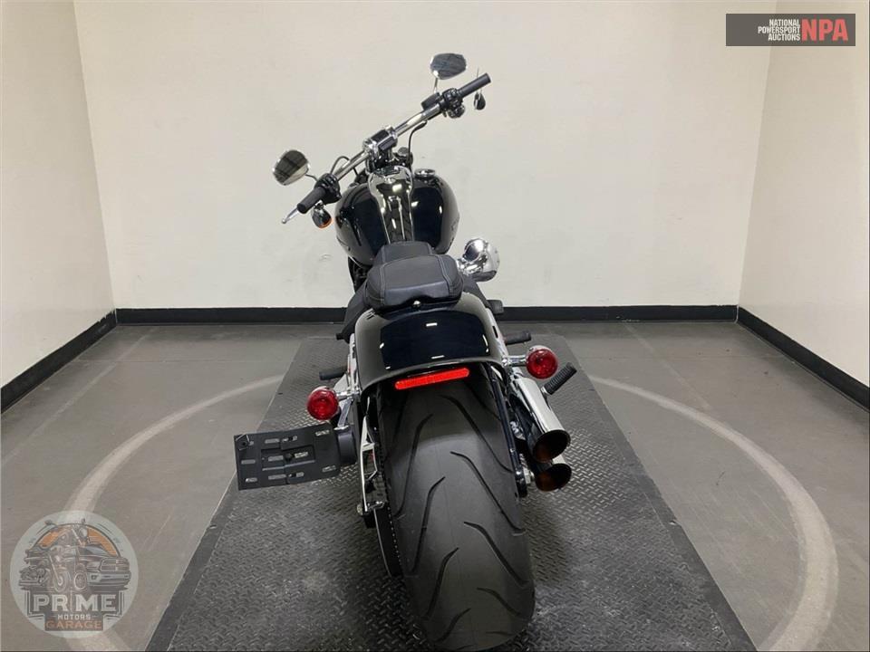 2023 Harley-Davidson FXBR BREAKOUT 117 — фото 4