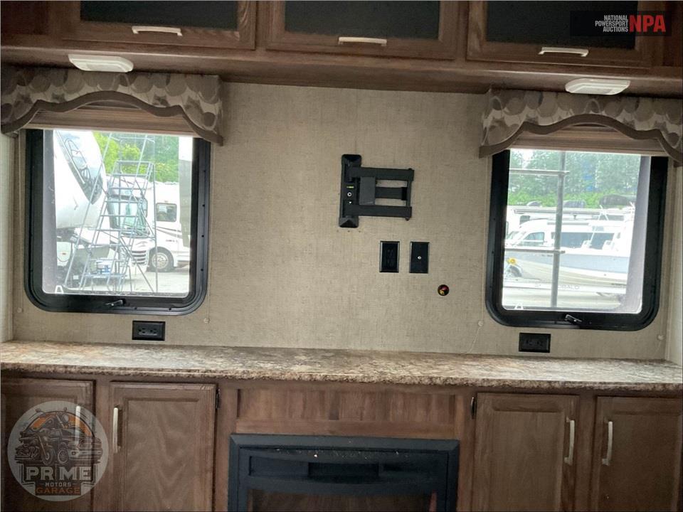 2017 Keystone Rv M-29 RES - COUGAR X-LITE FIFTH WHEEL SERIES — фото 23
