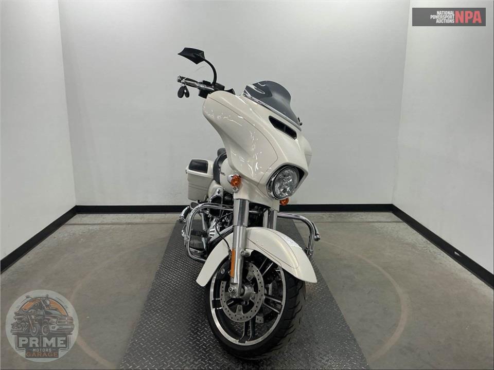 2015 Harley-Davidson FLHXS STREET GLIDE SPECIAL — фото 2