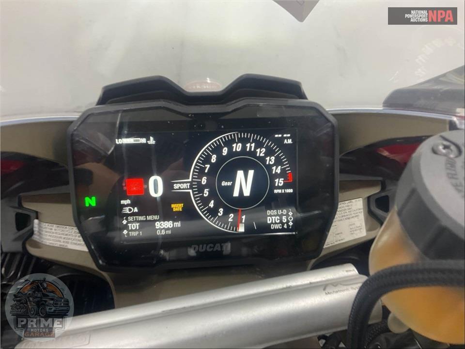2019 Ducati PANIGALE V4 S — фото 5