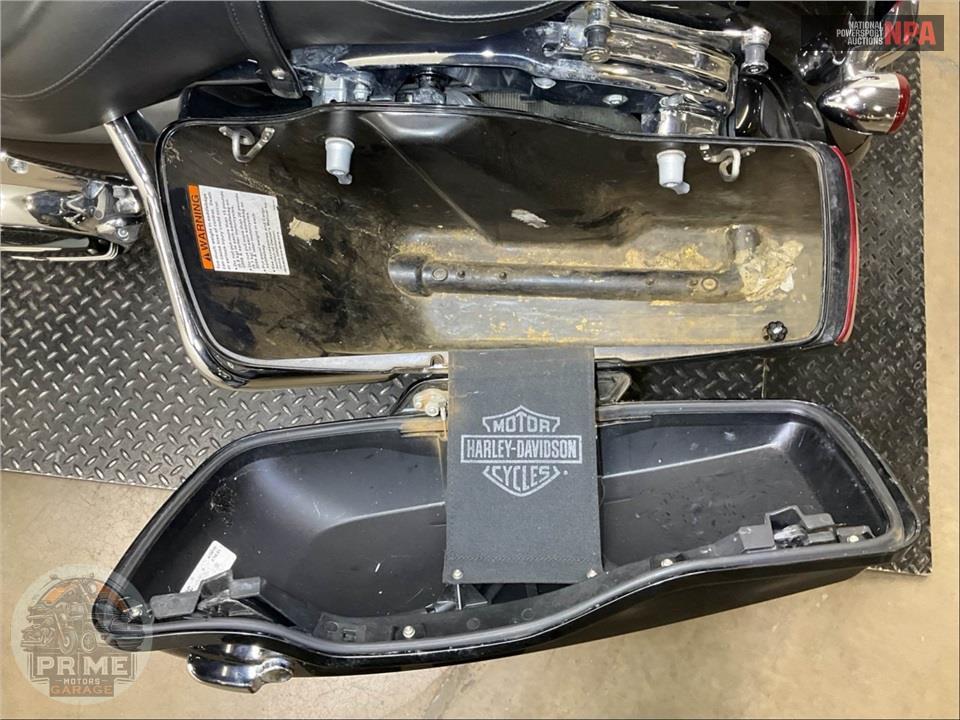 2019 Harley-Davidson FLHX STREET GLIDE — фото 33