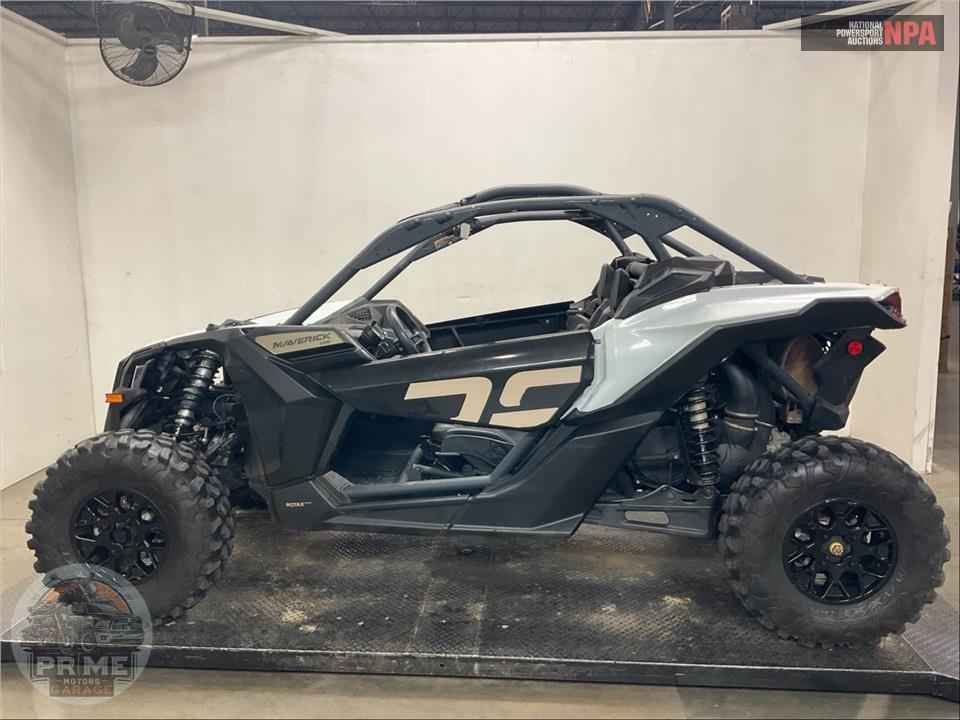 2023 Can-Am MAVERICK X3 DS TURBO 64 — фото 3