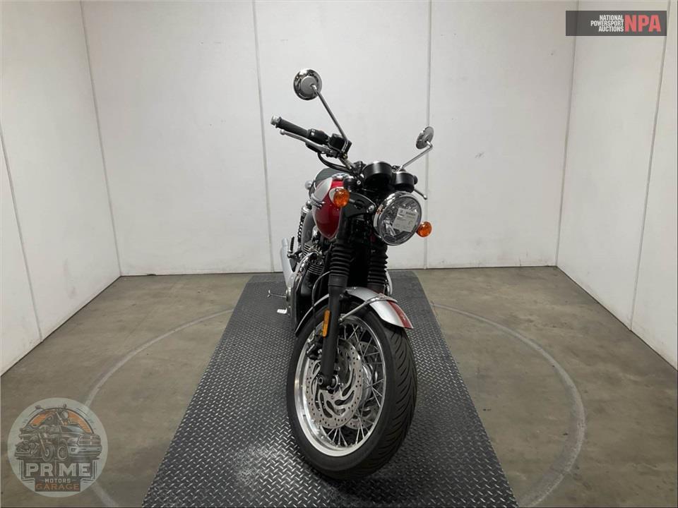 2025 Triumph BONNEVILLE T120 ELVIS PRESLEY EDITION — фото 2