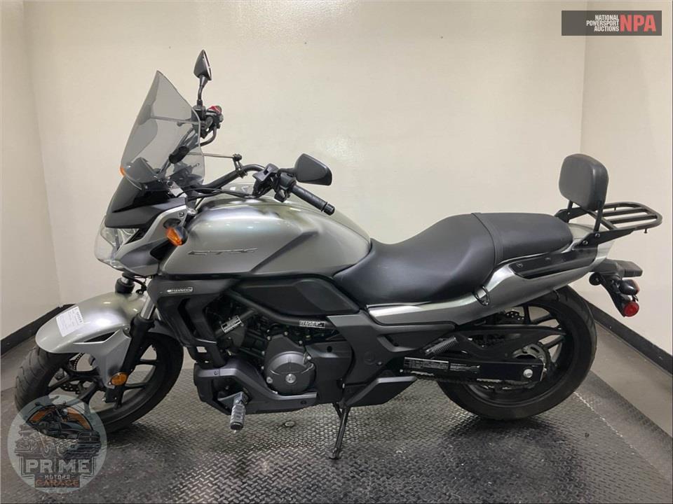 2015 Honda CTX700NDF NAKED DCT (ABS) — фото 3