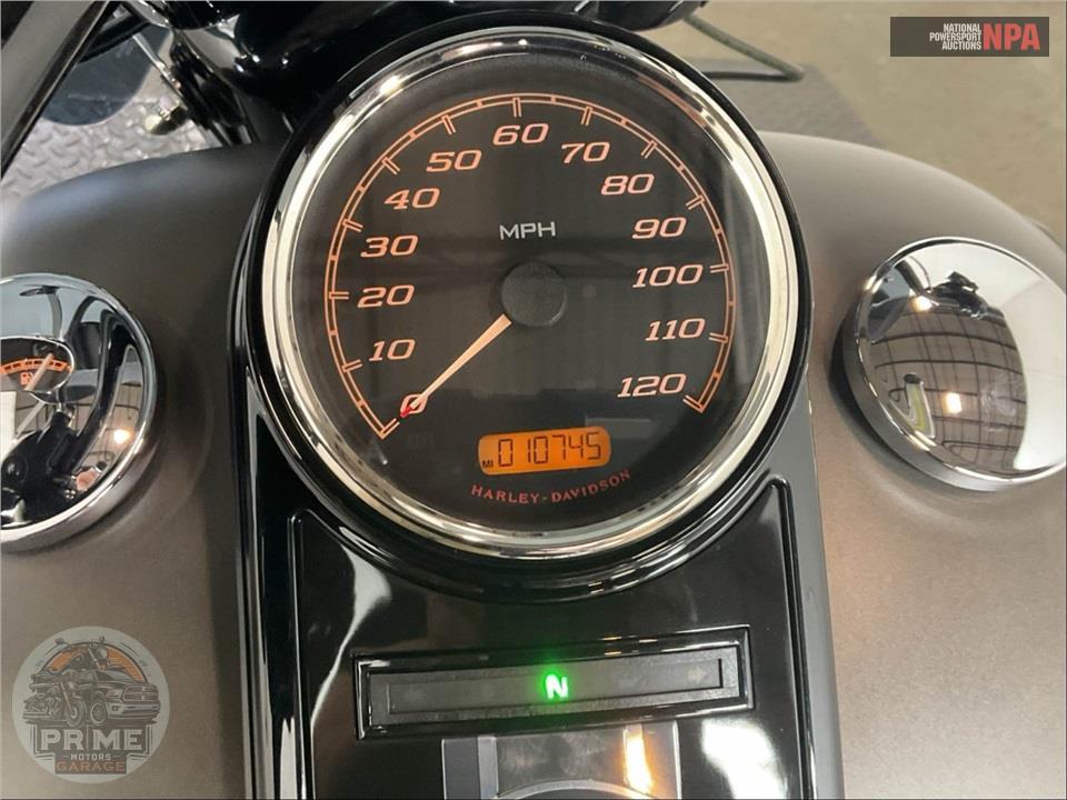 2018 Harley-Davidson FLHRXS ROAD KING SPECIAL — фото 5
