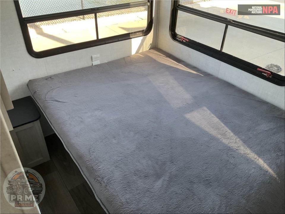 2022 East To West M-375BH-OK - TANDARA FIFTH WHEEL SERIES — фото 14