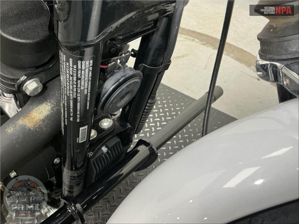 2021 Harley-Davidson XL1200NS IRON 1200 — фото 16