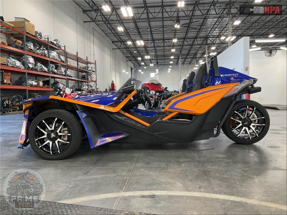 2021 Polaris SLINGSHOT R AUTODRIVE — фото 3