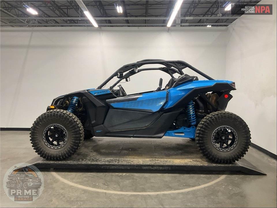 2021 Can-Am MAVERICK X3 DS TURBO — фото 3