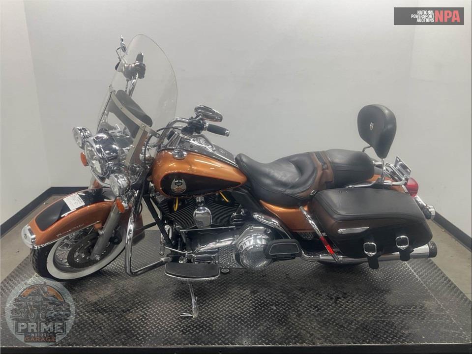 2008 Harley-Davidson FLHRC ROAD KING CLASSIC (Anniv) — фото 3