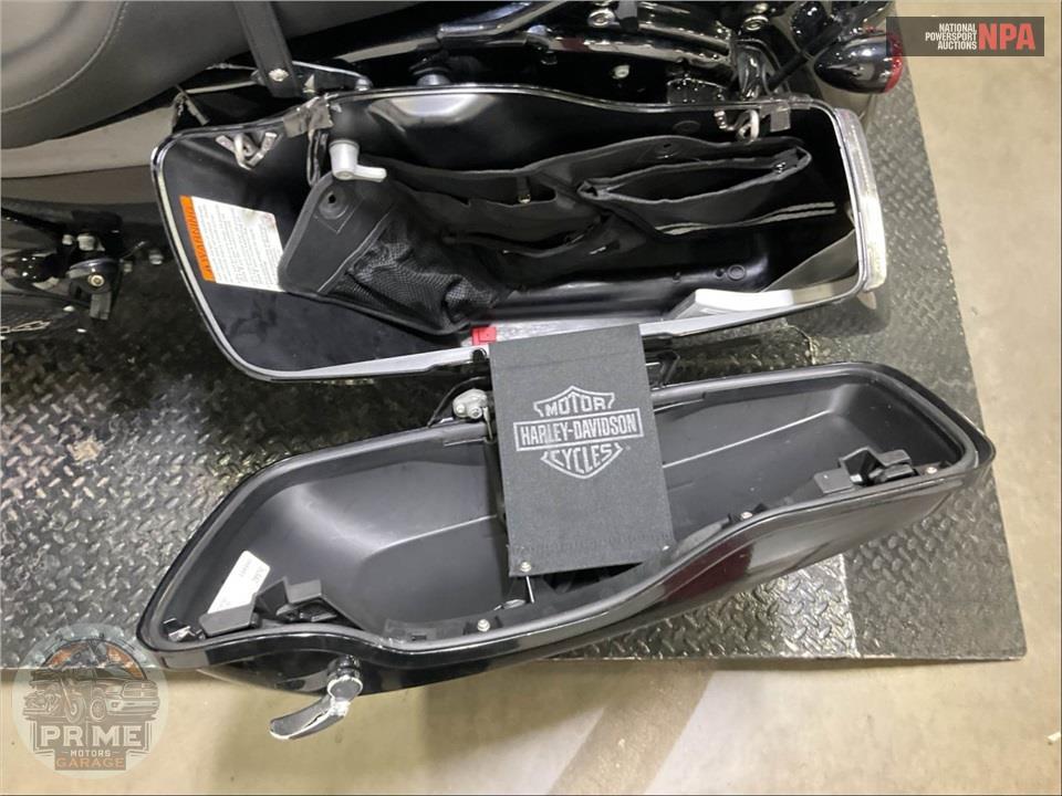 2020 Harley-Davidson FLHXS STREET GLIDE SPECIAL — фото 24