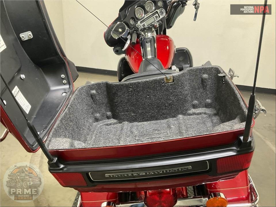 2013 Harley-Davidson FLHTCU UL CLSC EL GLIDE — фото 44