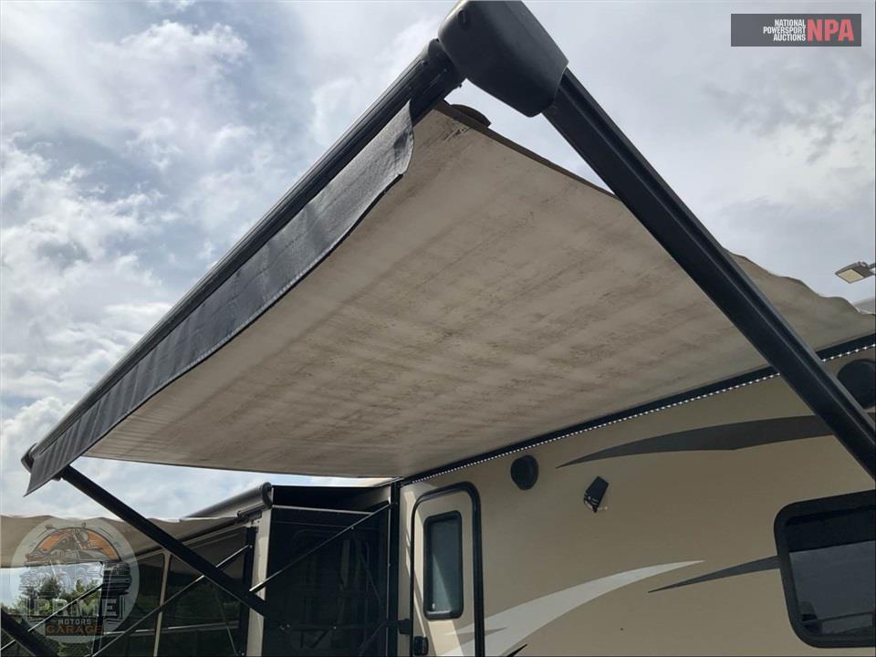 2018 Keystone Rv M-32 RLI - COUGAR X-LITE SERIES — фото 21