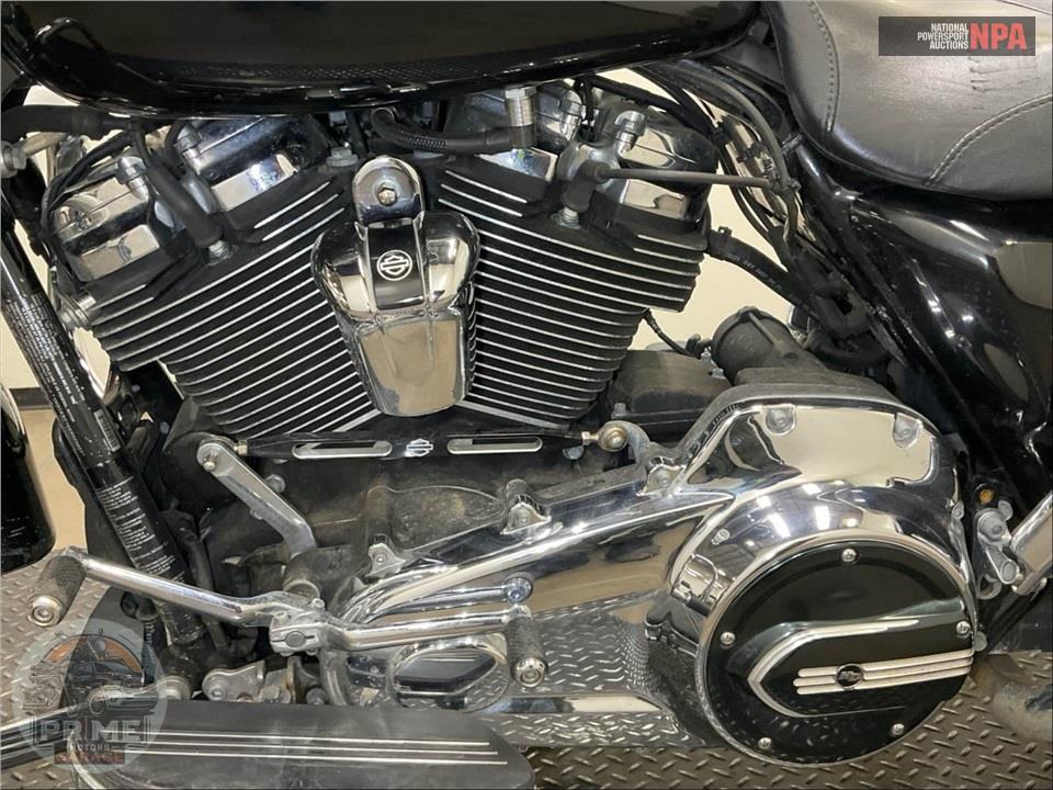 2019 Harley-Davidson FLHX STREET GLIDE — фото 7