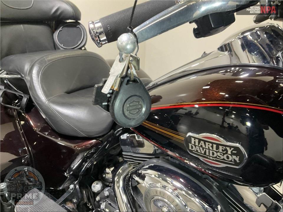 2011 Harley-Davidson FLHTCUTG TRIGLIDE UL CLSC — фото 11