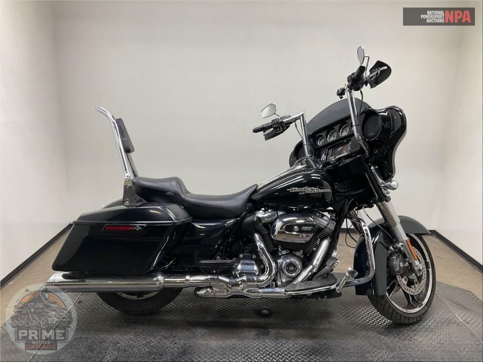 2017 Harley-Davidson FLHXS STREET GLIDE SPECIAL — фото 1