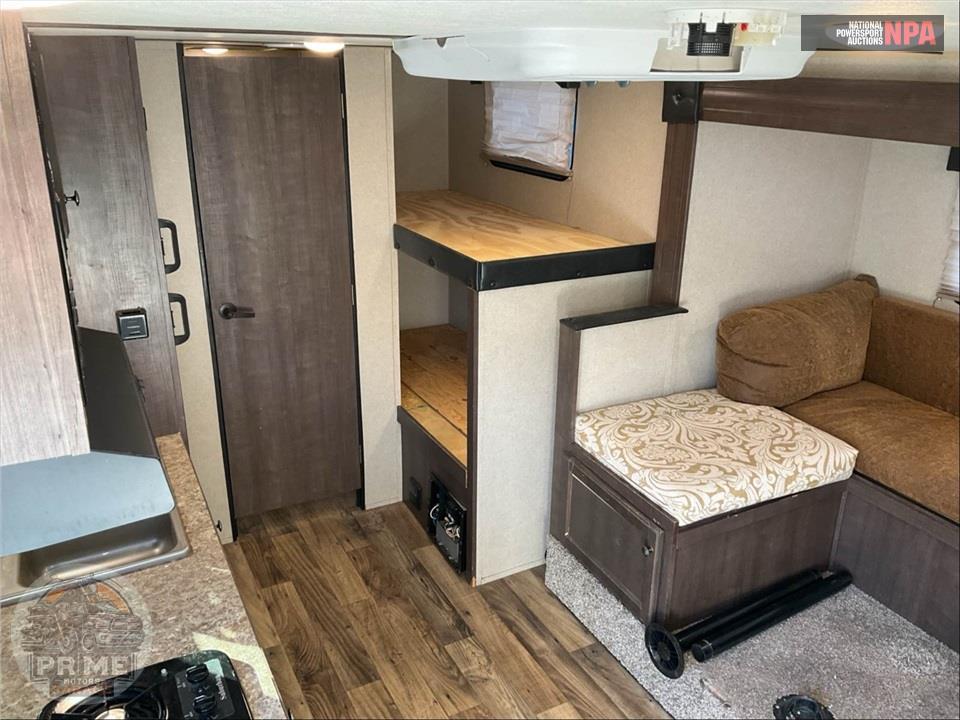 2019 Sunset Park Rv M-23WQBS - SUN LITE SERIES — фото 6