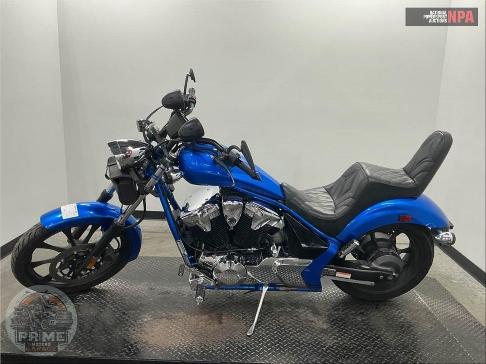 2016 Honda VT13CXG FURY — фото 3