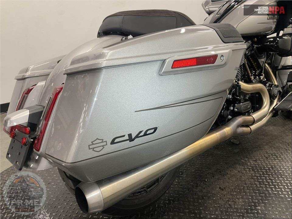2023 Harley-Davidson FLTRXSE CVO ROAD GLIDE — фото 20