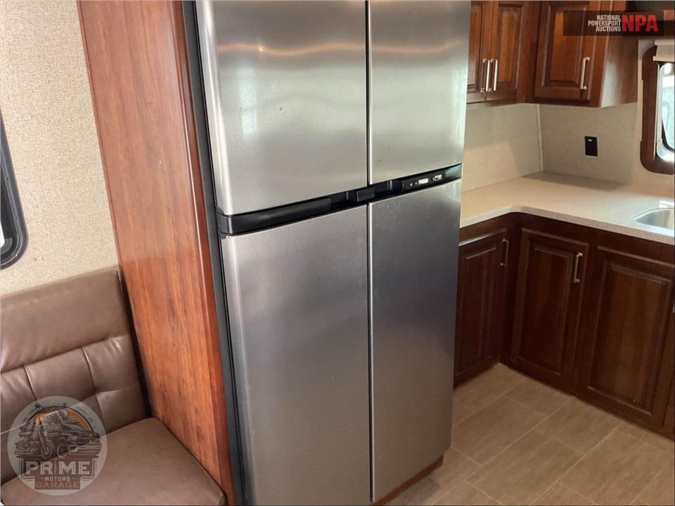 2018 Keystone Rv M-3800 FK - ALPINE FIFTH WHEEL SERIES — фото 17