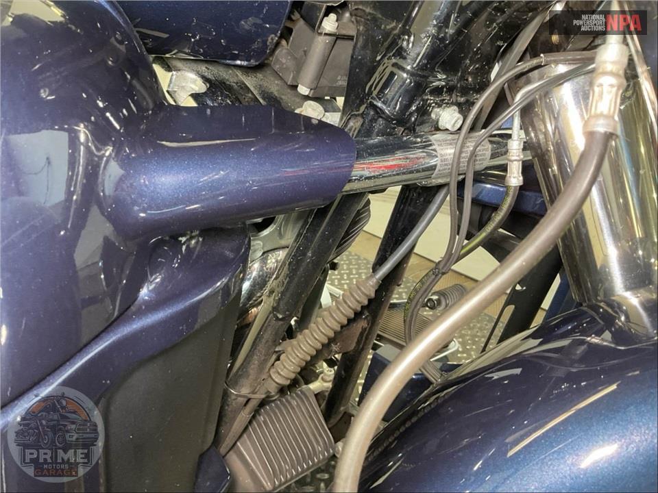 2008 Harley-Davidson FLHTCU ULTRA CLASSIC ELECTRA GLIDE — фото 11