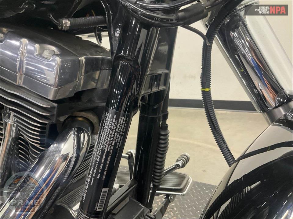 2016 Harley-Davidson FLD-103 DYNA SWITCHBACK — фото 14