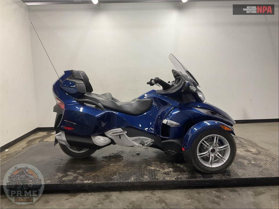 2011 Can-Am SPYDER RT-S SE5 — фото 1