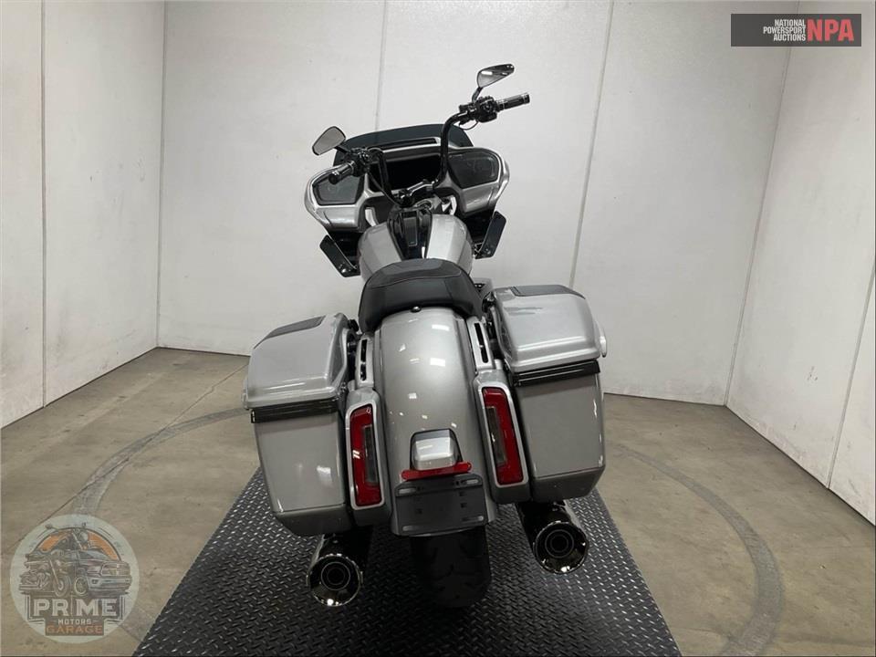 2023 Harley-Davidson FLTRXSE CVO ROAD GLIDE — фото 4
