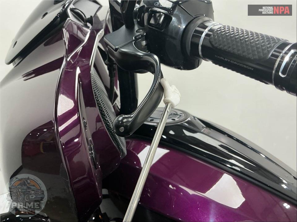 2025 Harley-Davidson FLHXSE CVO STREET GLIDE — фото 46