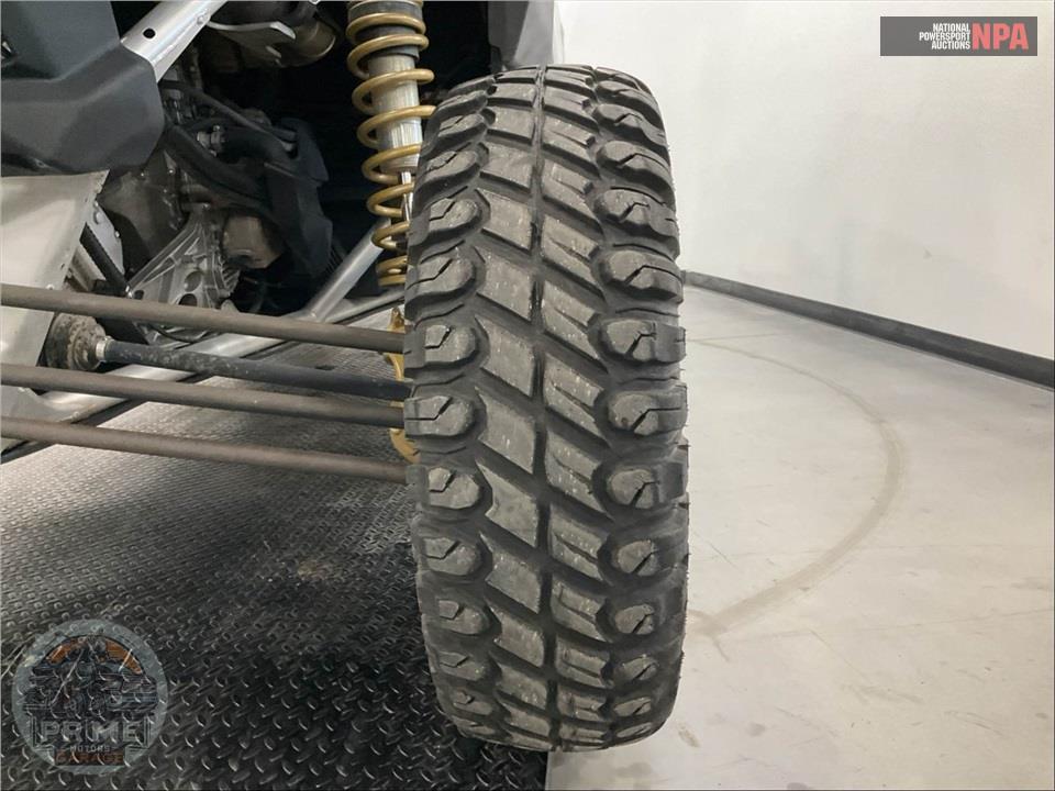 2019 Can-Am MAVERICK X3 MAX X RS TURBO R — фото 24