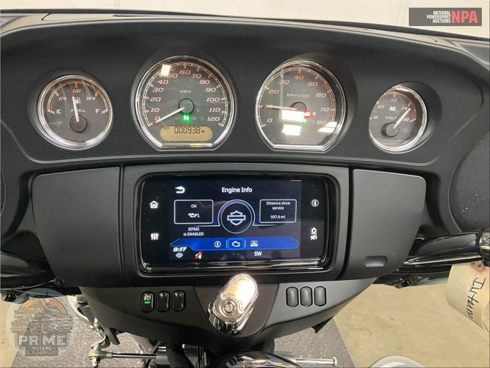 2025 Harley-Davidson FLHTCUTG TRI GLIDE ULTRA CLASSIC — фото 5