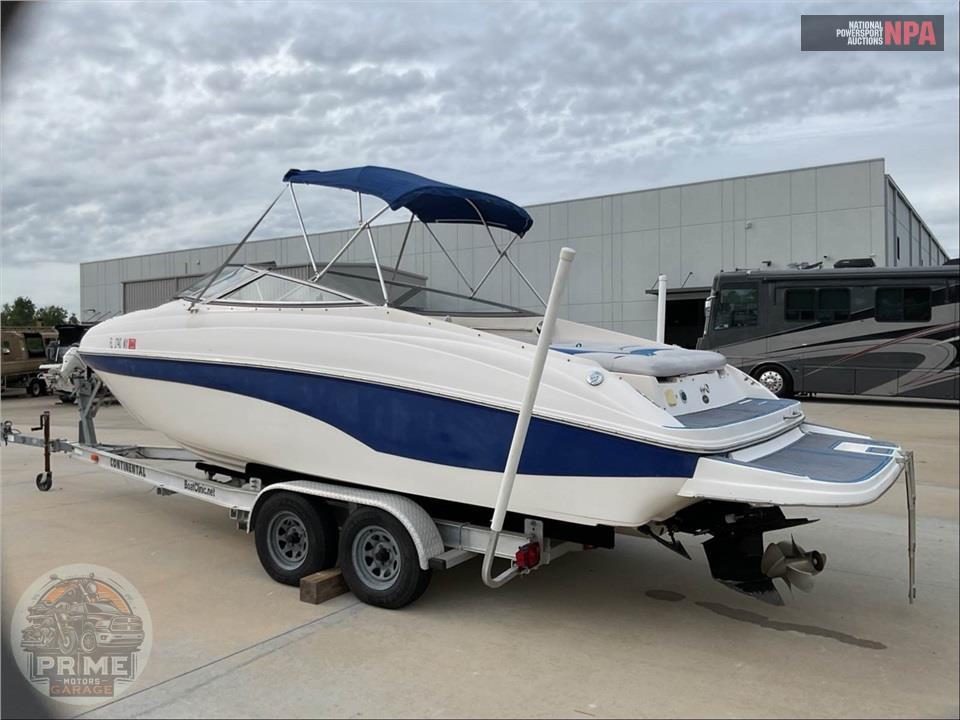 2004 Rinker Boat 232 CAPTIVA/BR L=24/E=1 — фото 3