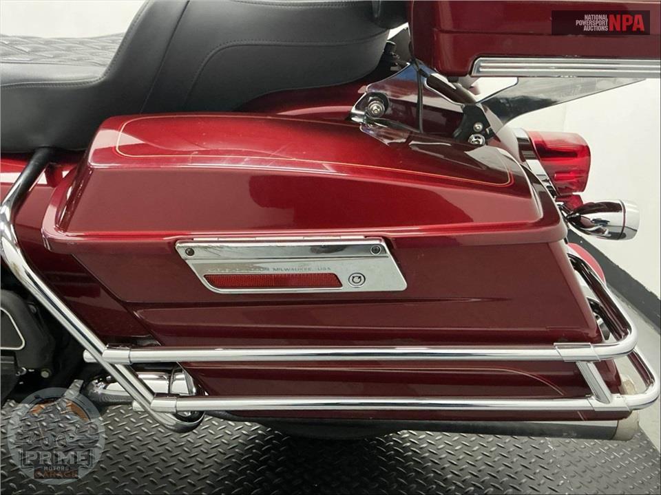 2010 Harley-Davidson FLHTC ELECTRA GLIDE CLASSIC — фото 34