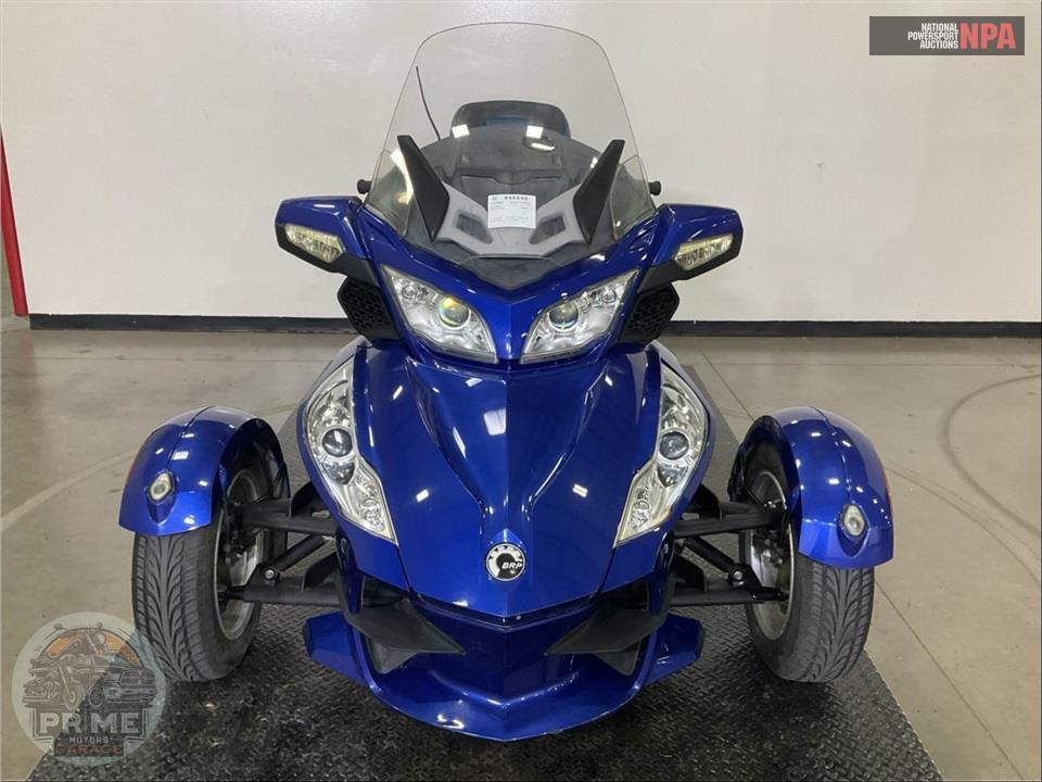 2012 Can-Am SPYDER RT-S SE5 — фото 2
