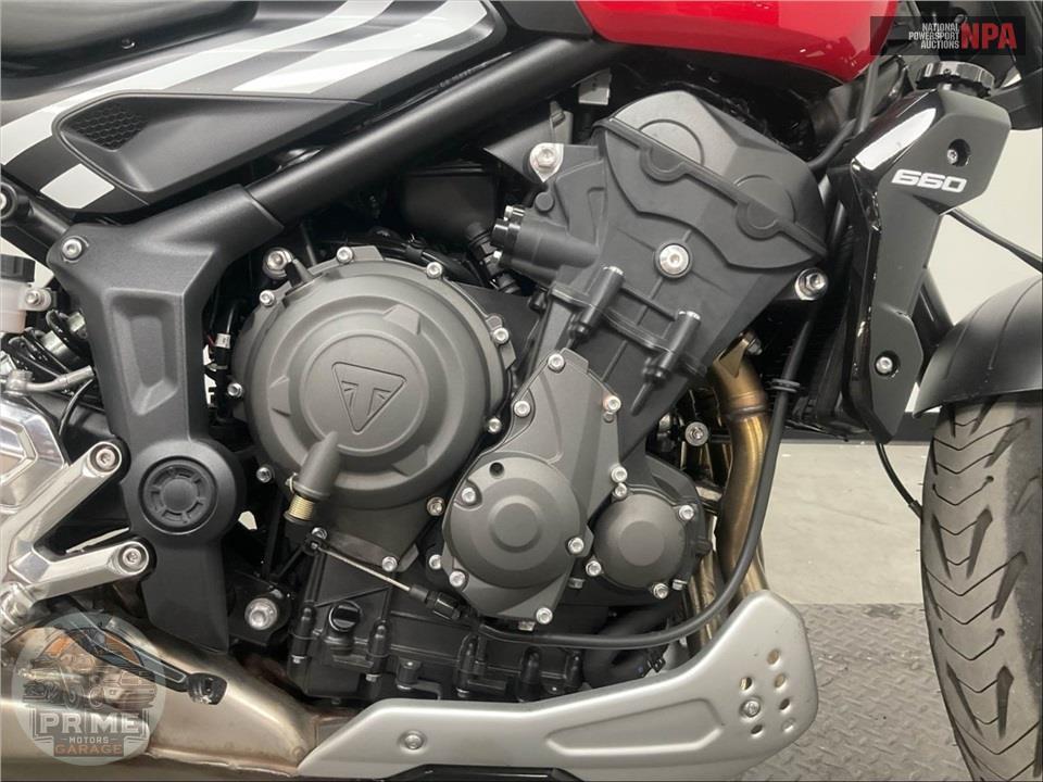 2025 Triumph TRIDENT 660 (BLACK) — фото 6