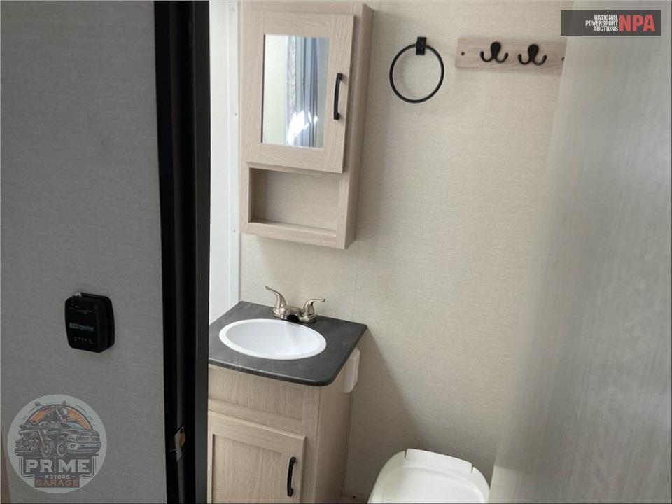 2023 Apex By Coachmen M-191 RBS - NANO SERIES — фото 14