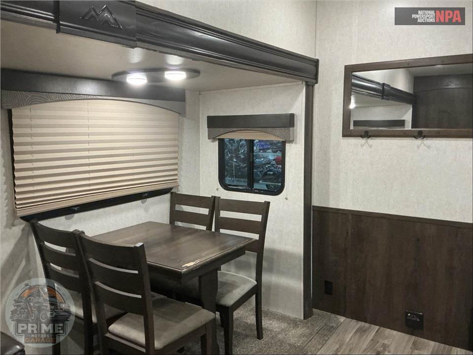 2018 Starcraft M-296BHS - TELLURIDE FIFTH WHEEL SERIES — фото 9