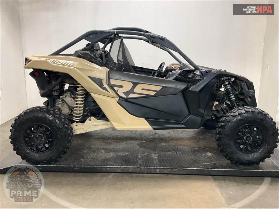 2021 Can-Am MAVERICK X3 RS TURBO R (DESERT TAN & CARBON BLACK) — фото 1